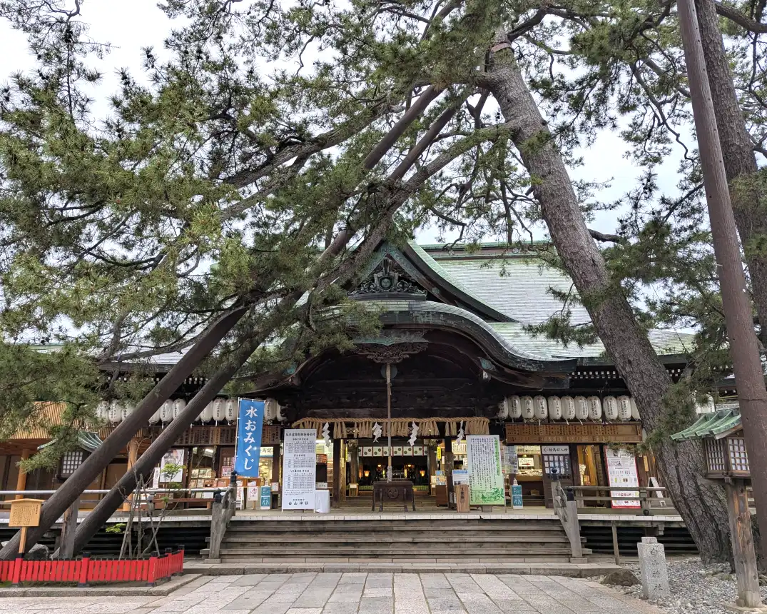 白山神社